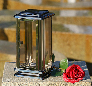 Hřbitovní lampa 01 černé zlato kouřová skla