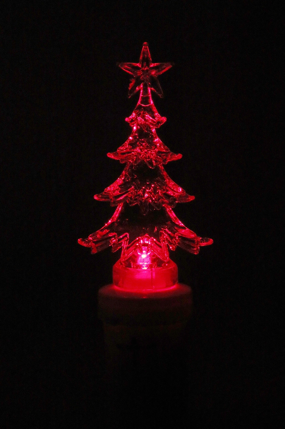 Led stromeček měnící barvy
